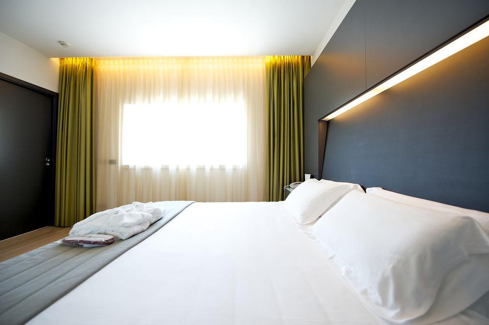 Mercure Nerocubo Rovereto Роверето Екстер'єр фото